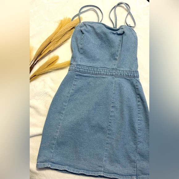 Hollister Dresses & Skirts - Hollister Denim Dress size Medium